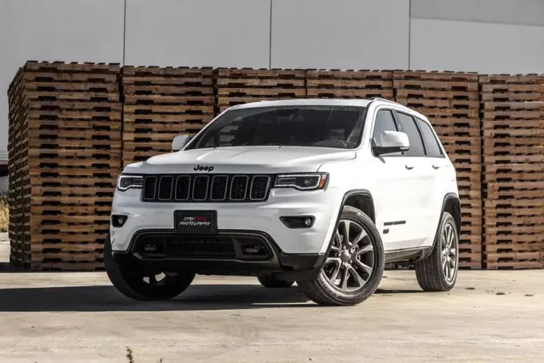 Explore the Impressive Features of the 2023 Jeep Grand Cherokee