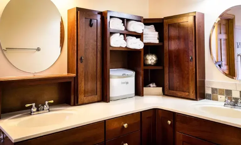 Clever Ways To Organize Bathroom Cabinets