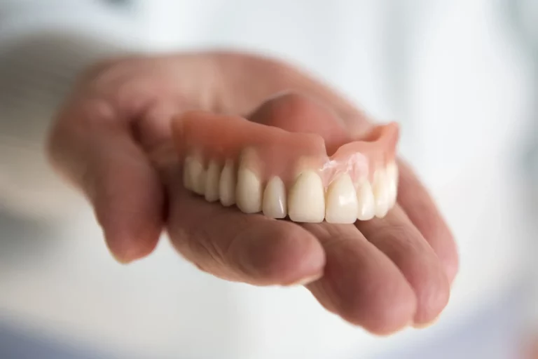 What Is an Immediate Denture?
